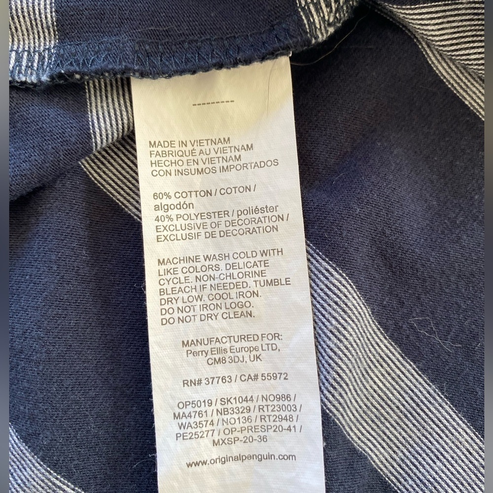 Vintage Original Penguin Retro Striped Blue and Grey Design is a favourite. XL - Picture 8 of 10